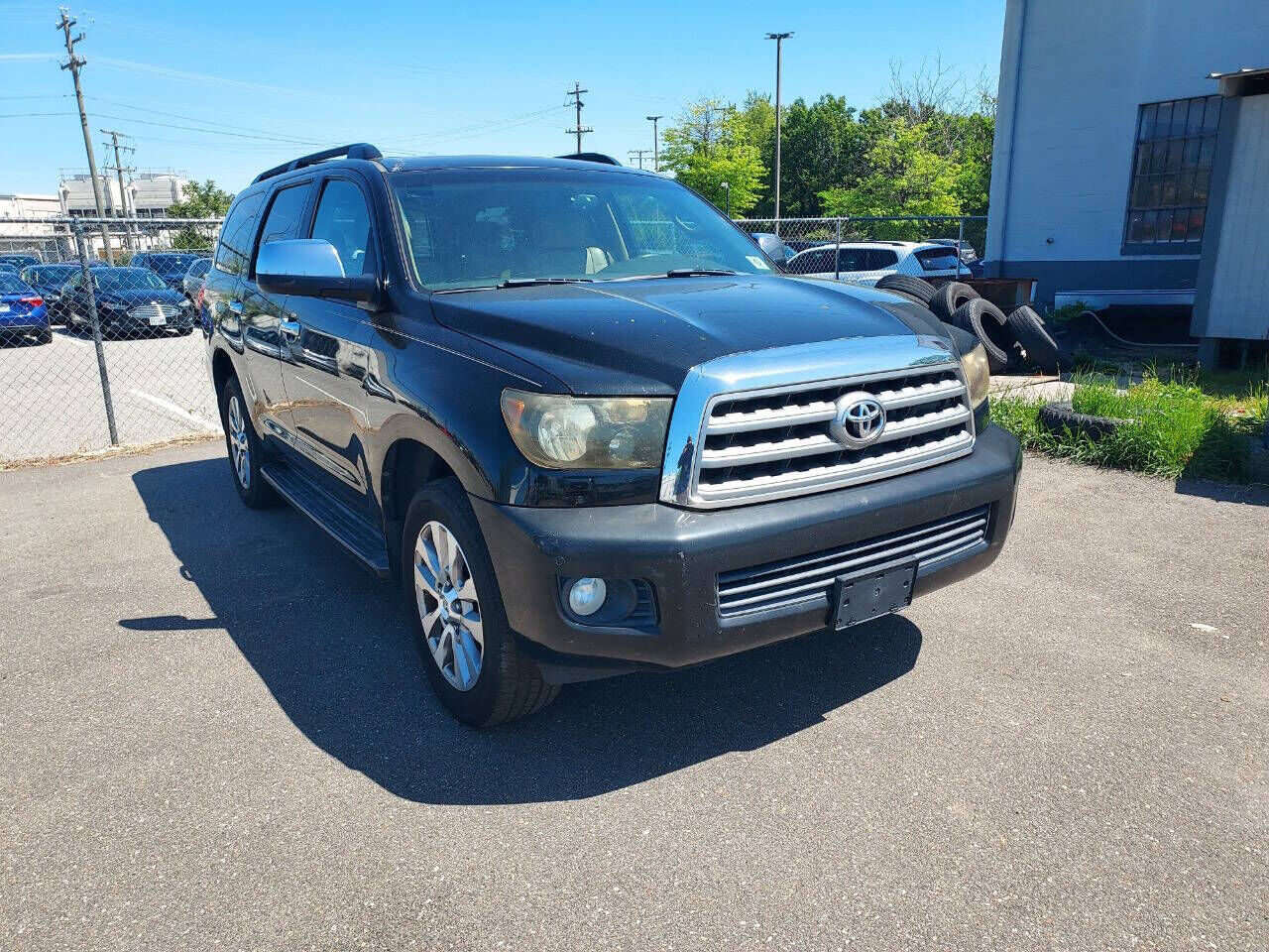 2011 TOYOTA Sequoia