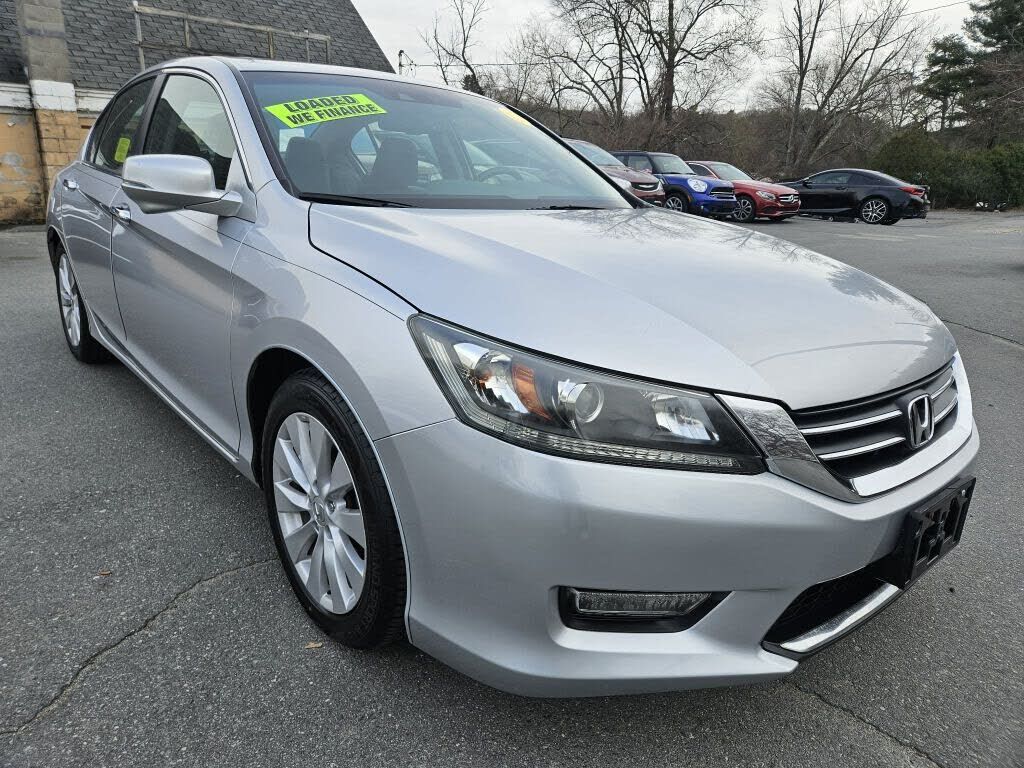 2013 HONDA Accord
