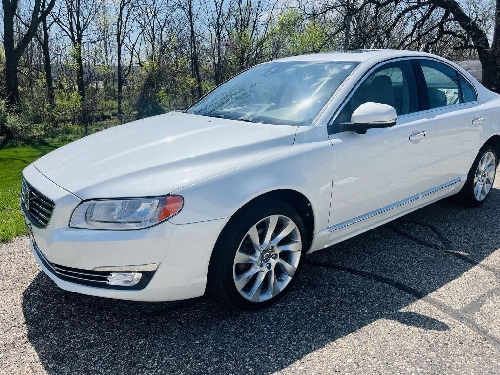 2015 VOLVO S80
