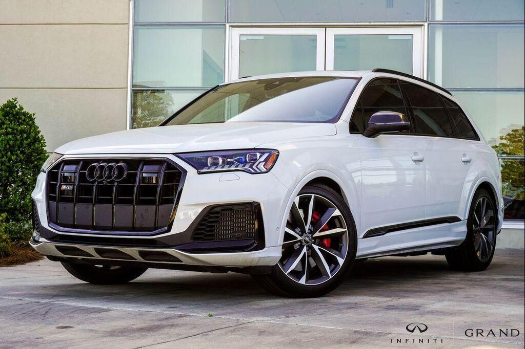 2023 AUDI SQ7