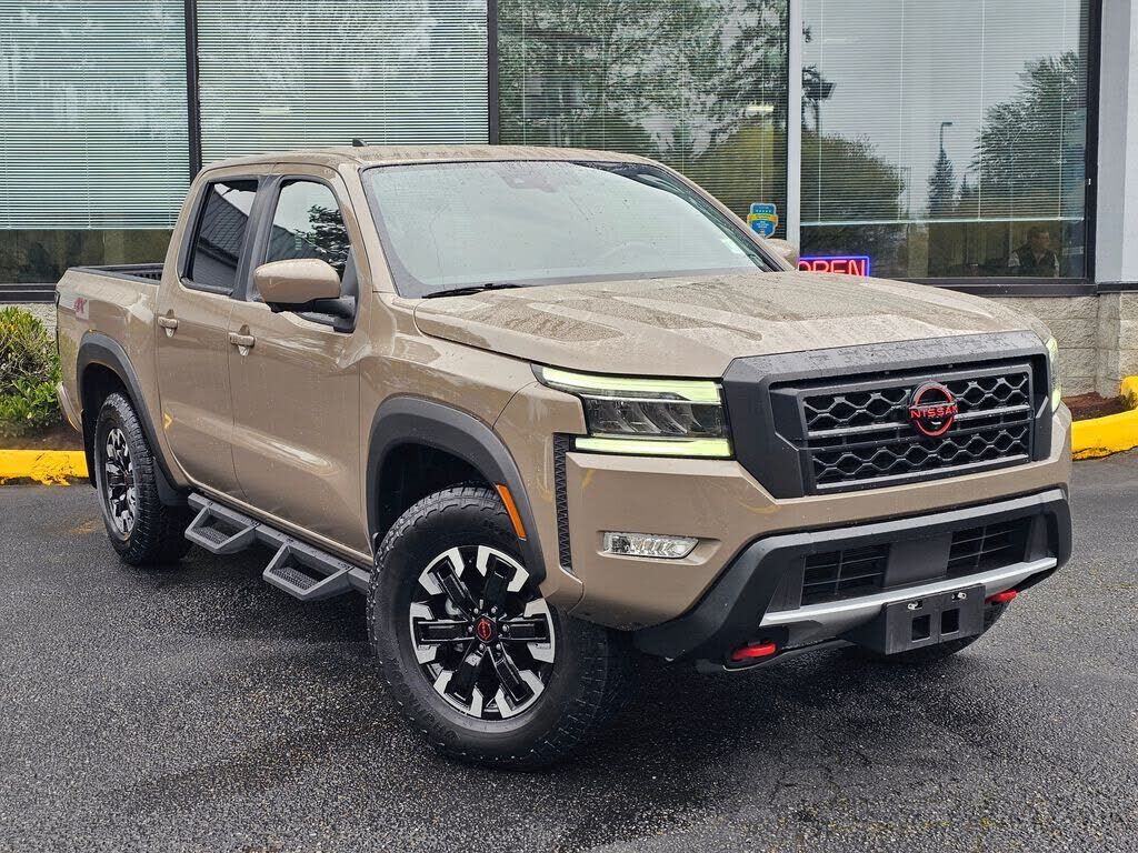 2024 NISSAN Frontier