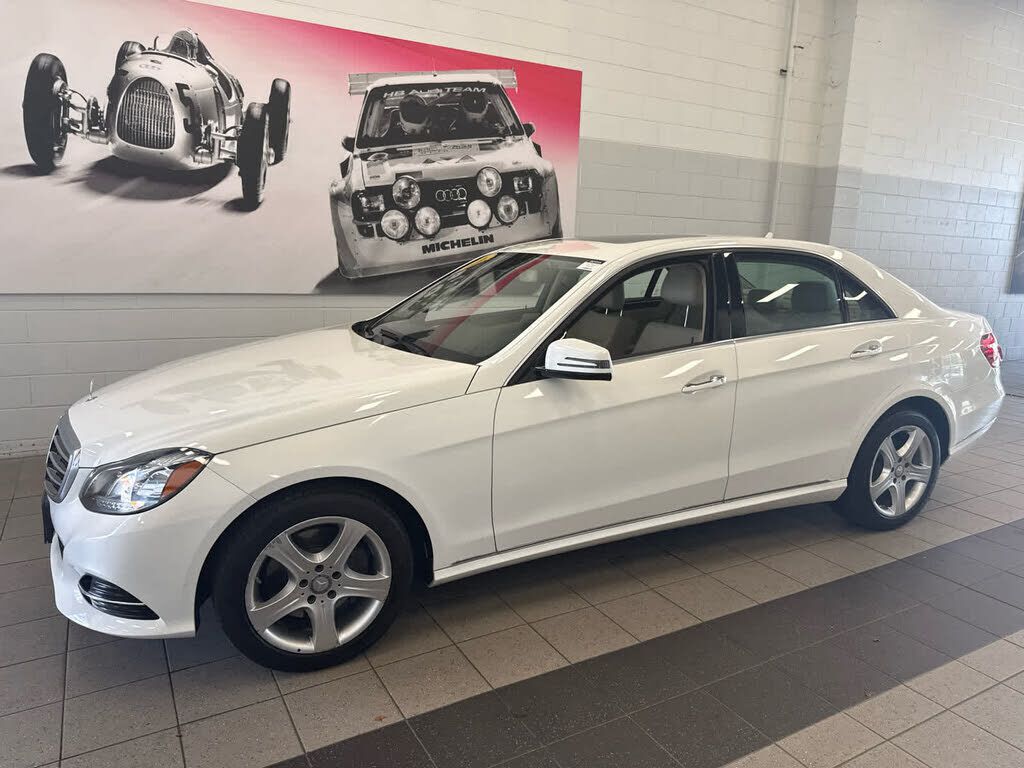 2016 MERCEDES-BENZ E-Class