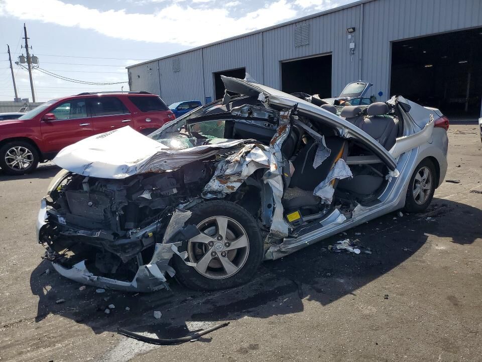 2015 HYUNDAI Elantra