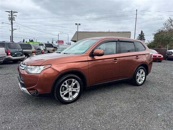 2015 MITSUBISHI Outlander