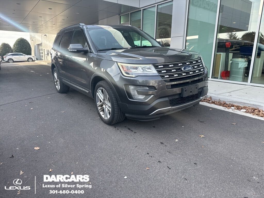 2017 FORD Explorer