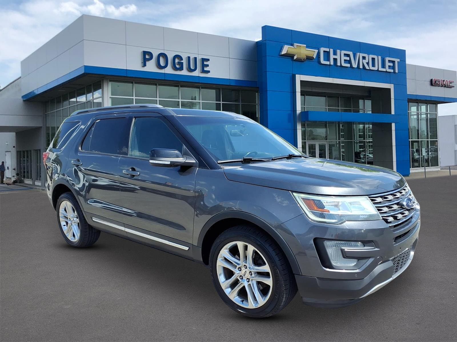 2017 FORD Explorer