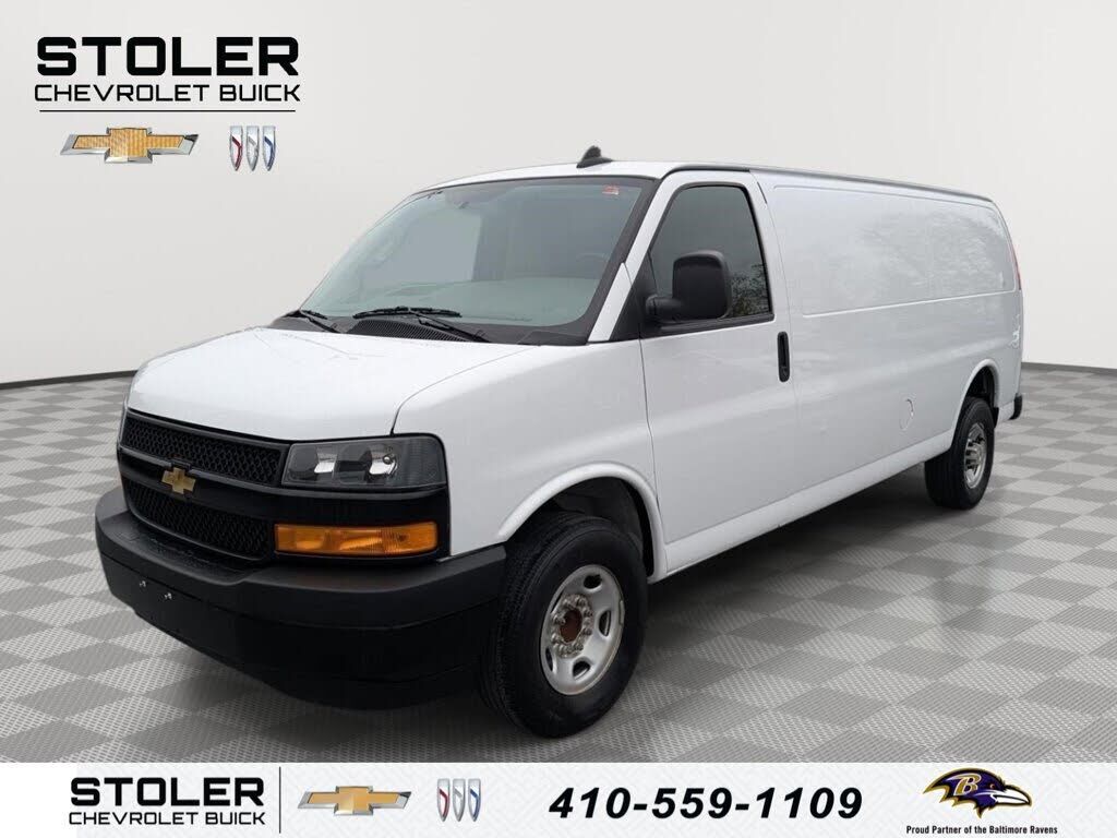 2023 CHEVROLET Express