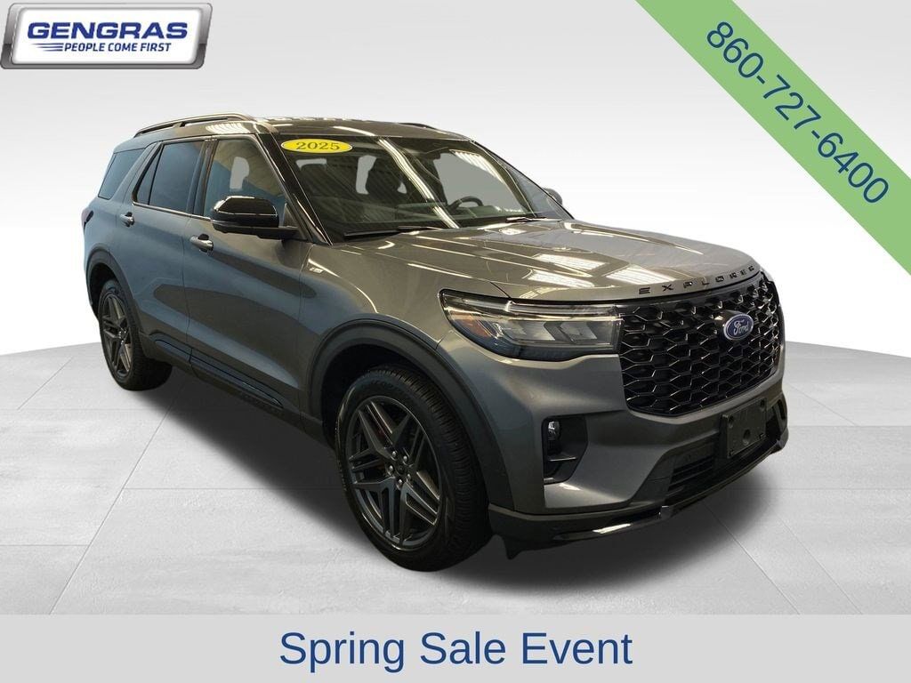 2025 FORD Explorer