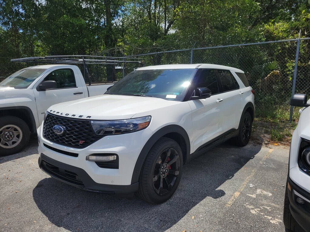 2021 FORD Explorer