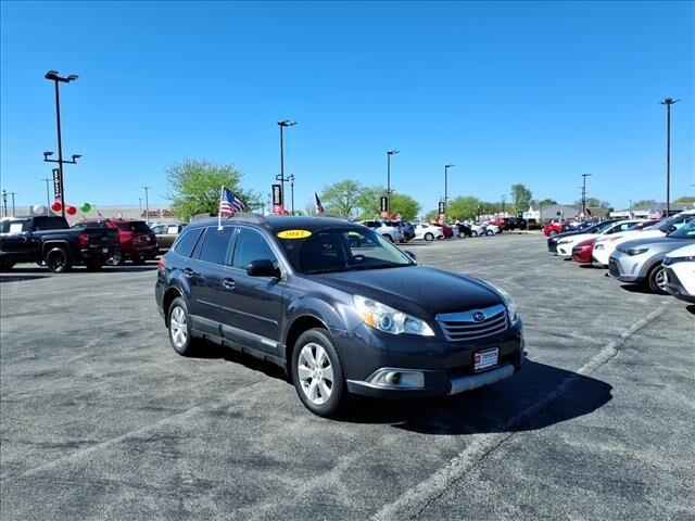 2012 SUBARU Outback