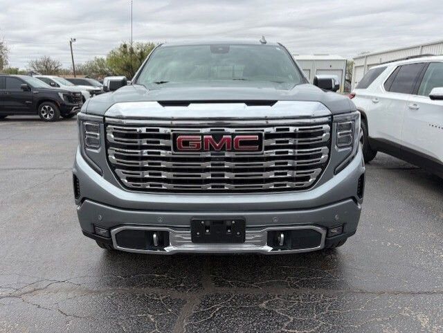 2023 GMC Sierra