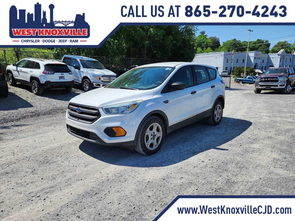 2017 FORD Escape