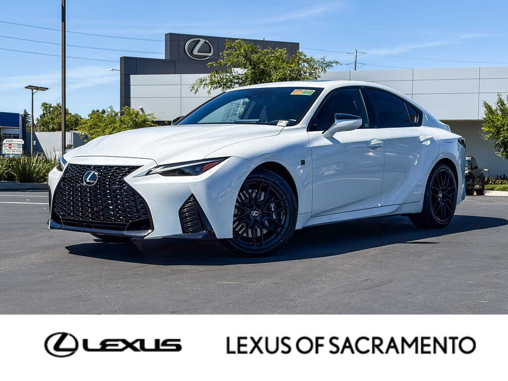 2023 LEXUS IS