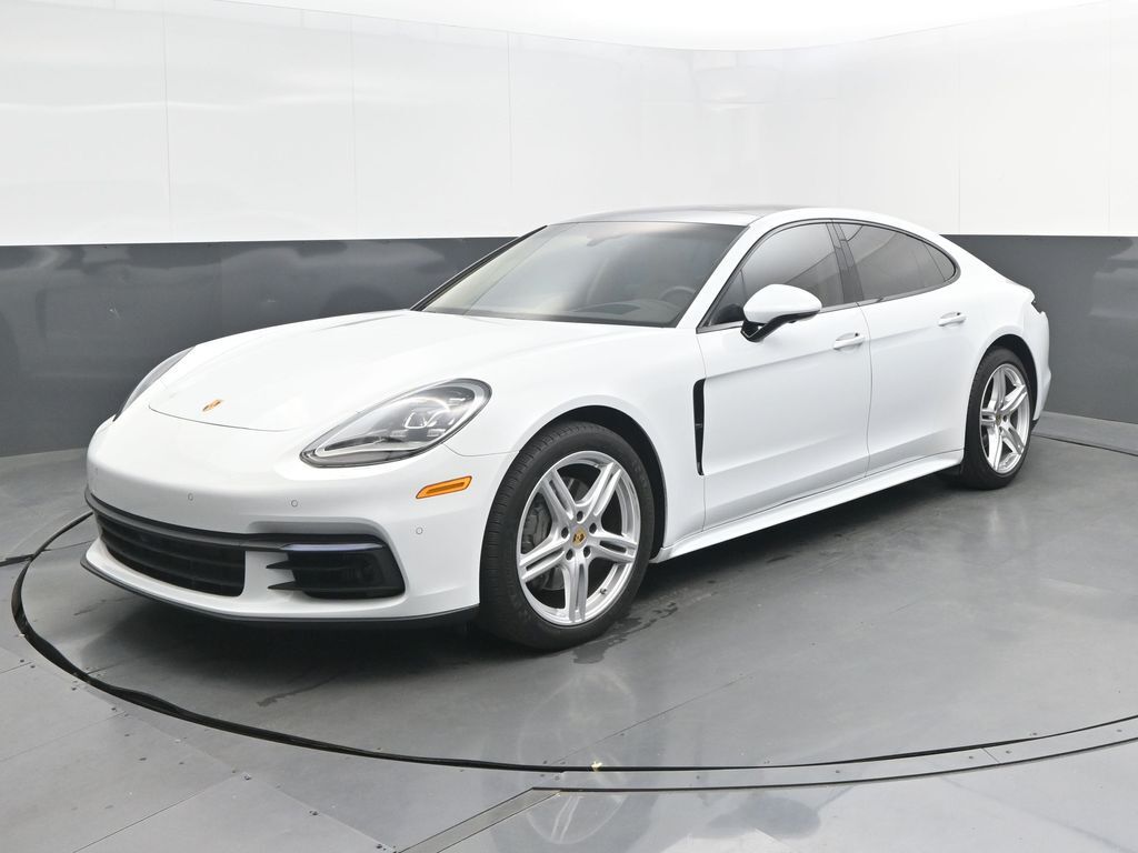 2020 PORSCHE Panamera