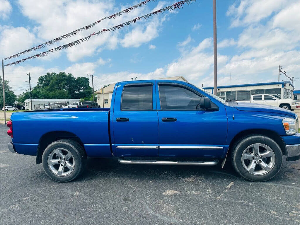 2008 DODGE Ram