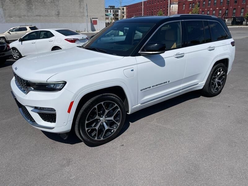 2022 JEEP Grand Cherokee