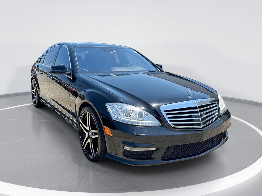 2011 MERCEDES-BENZ S-Class