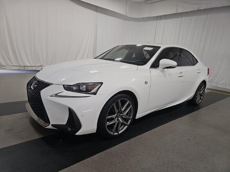 2020 LEXUS IS