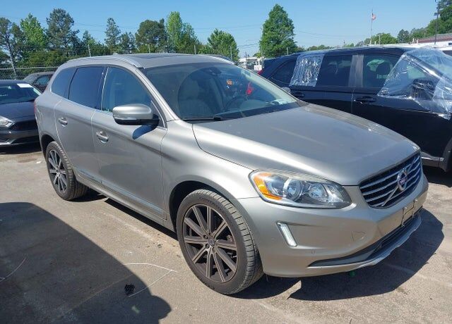 2015 VOLVO XC60