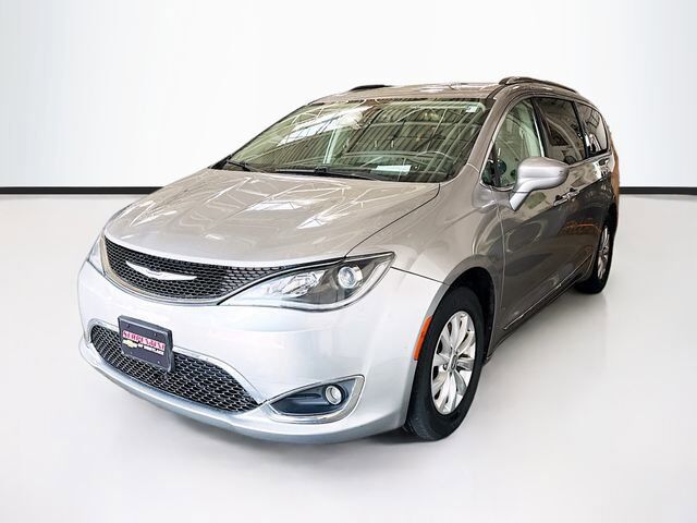 2019 CHRYSLER Pacifica