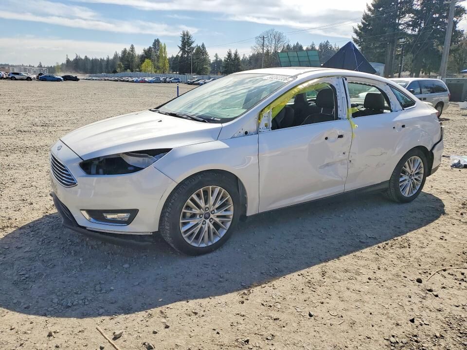 2017 FORD Focus