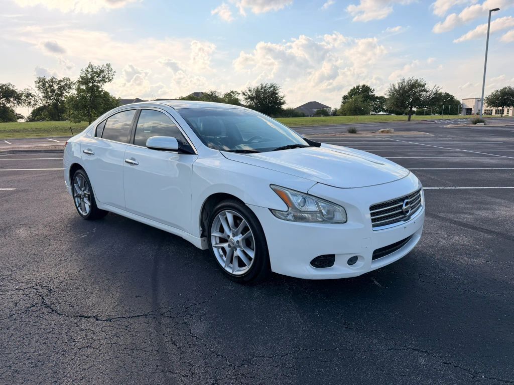 2009 NISSAN Maxima
