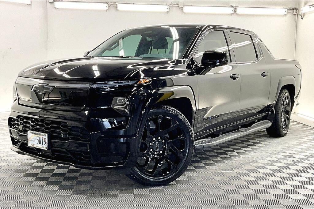 2024 CHEVROLET Silverado EV