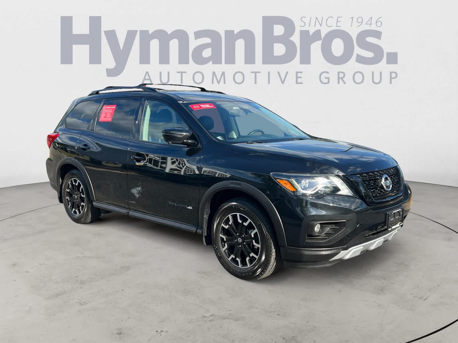 2020 NISSAN Pathfinder