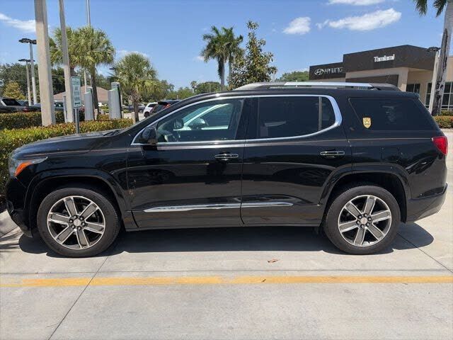 2017 GMC Acadia
