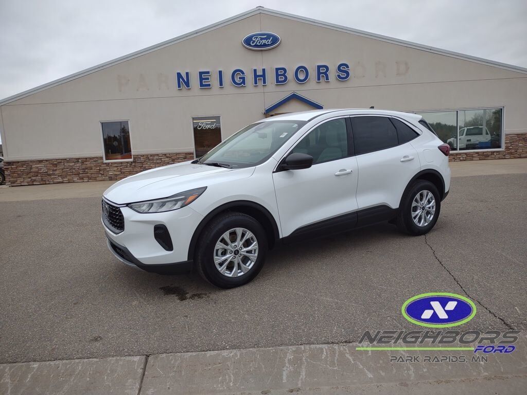 2024 FORD Escape