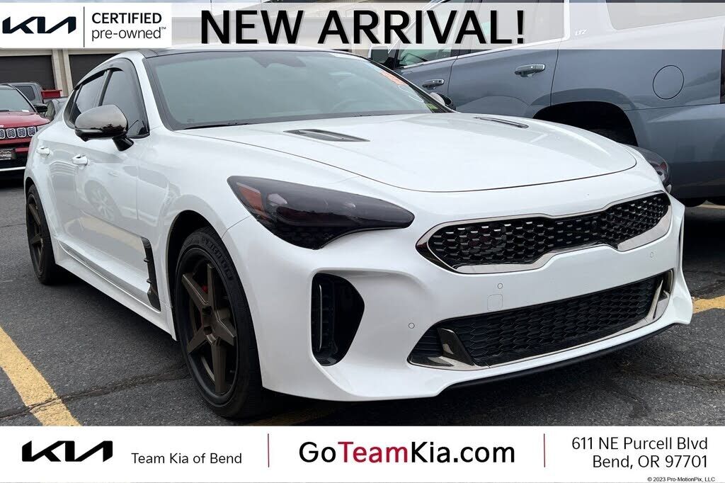 2023 KIA Stinger