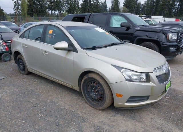 2013 CHEVROLET Cruze