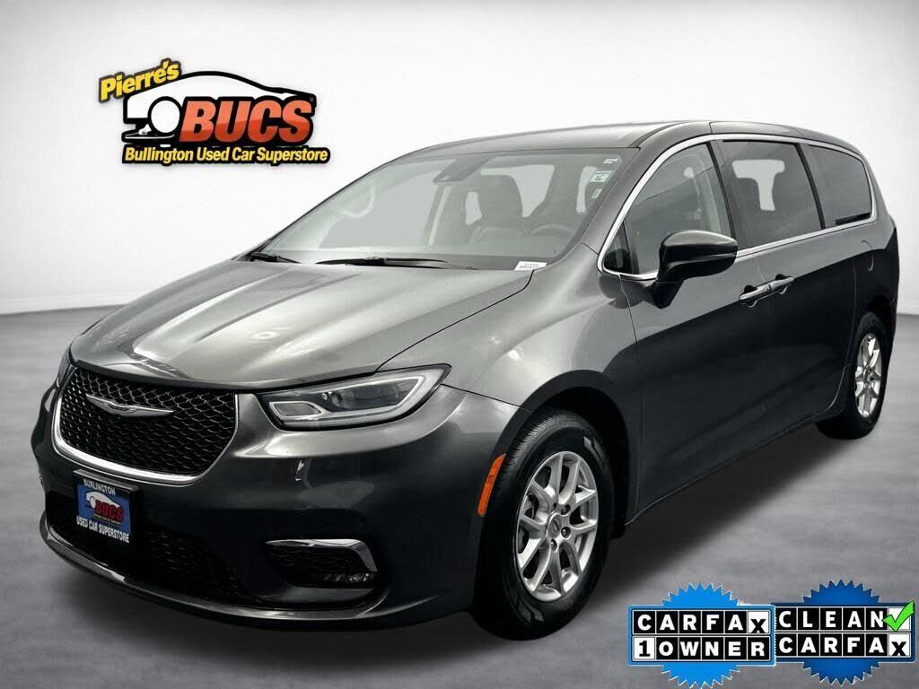 2023 CHRYSLER Pacifica