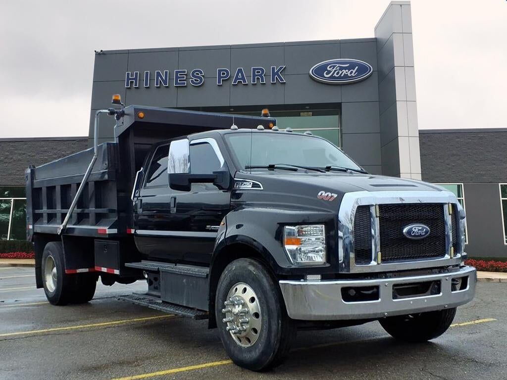 2016 FORD F-750
