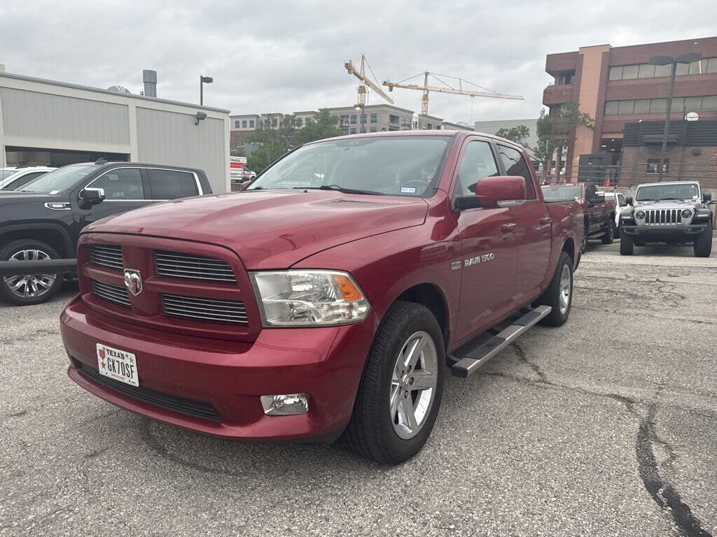 2012 DODGE Ram