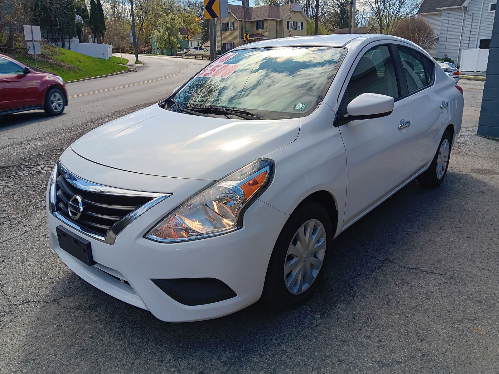 2016 NISSAN Versa