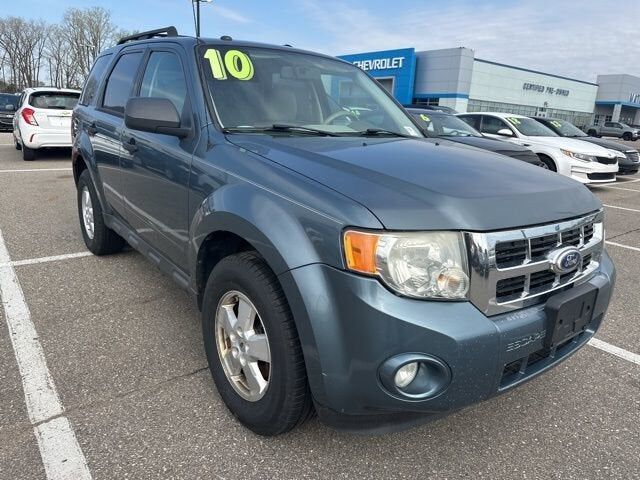 2010 FORD Escape