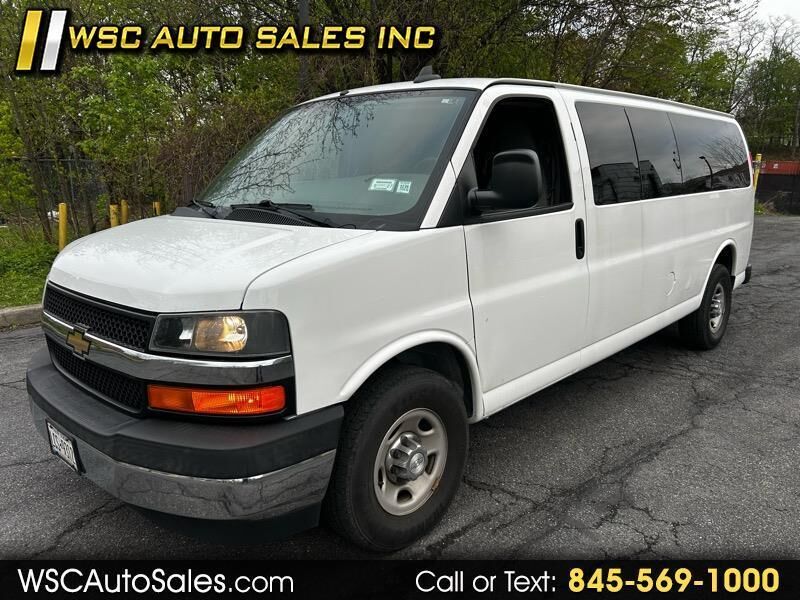 2017 CHEVROLET Express