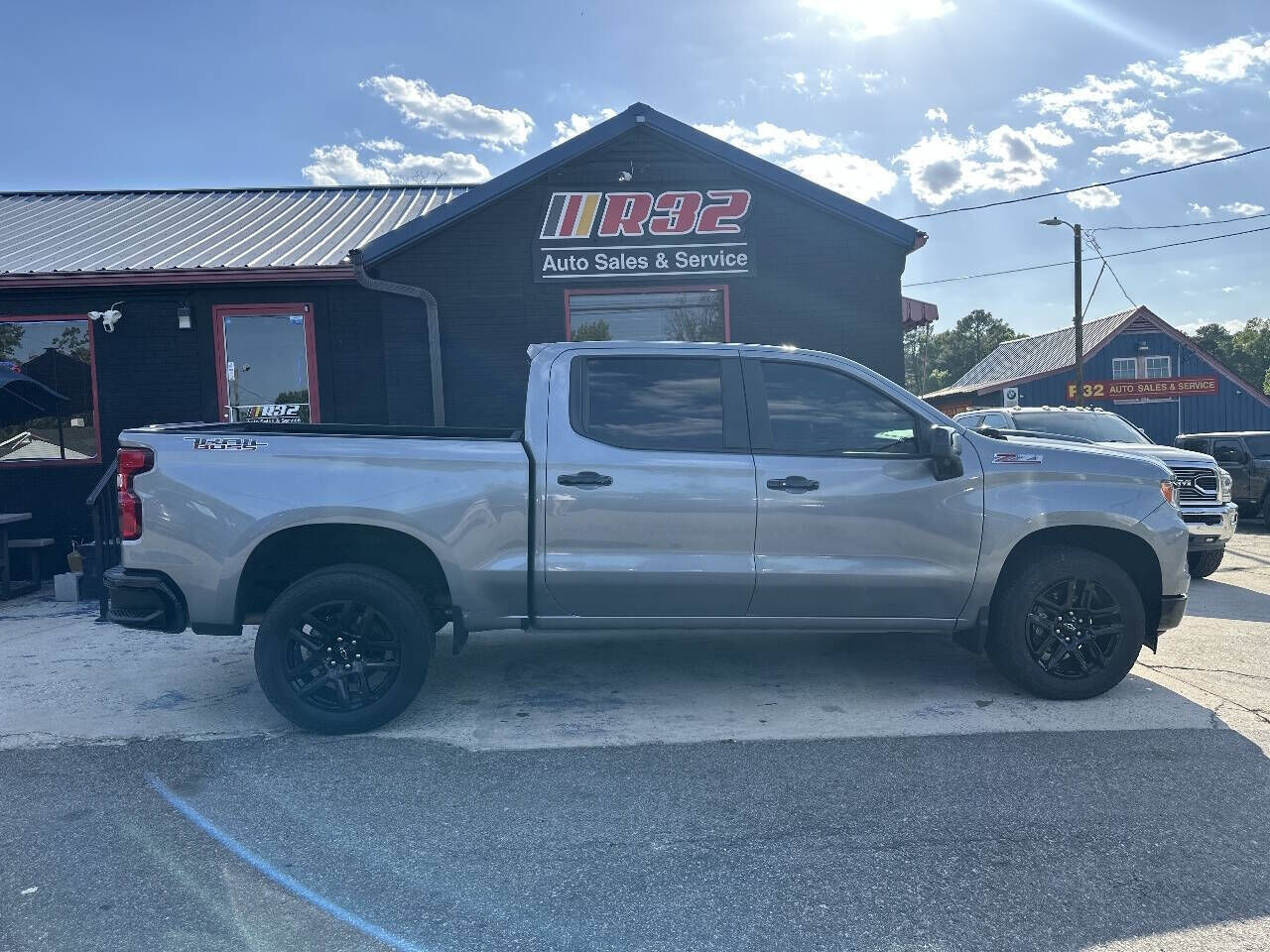 2023 CHEVROLET Silverado