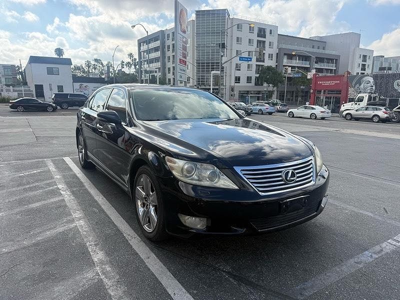 2010 LEXUS LS