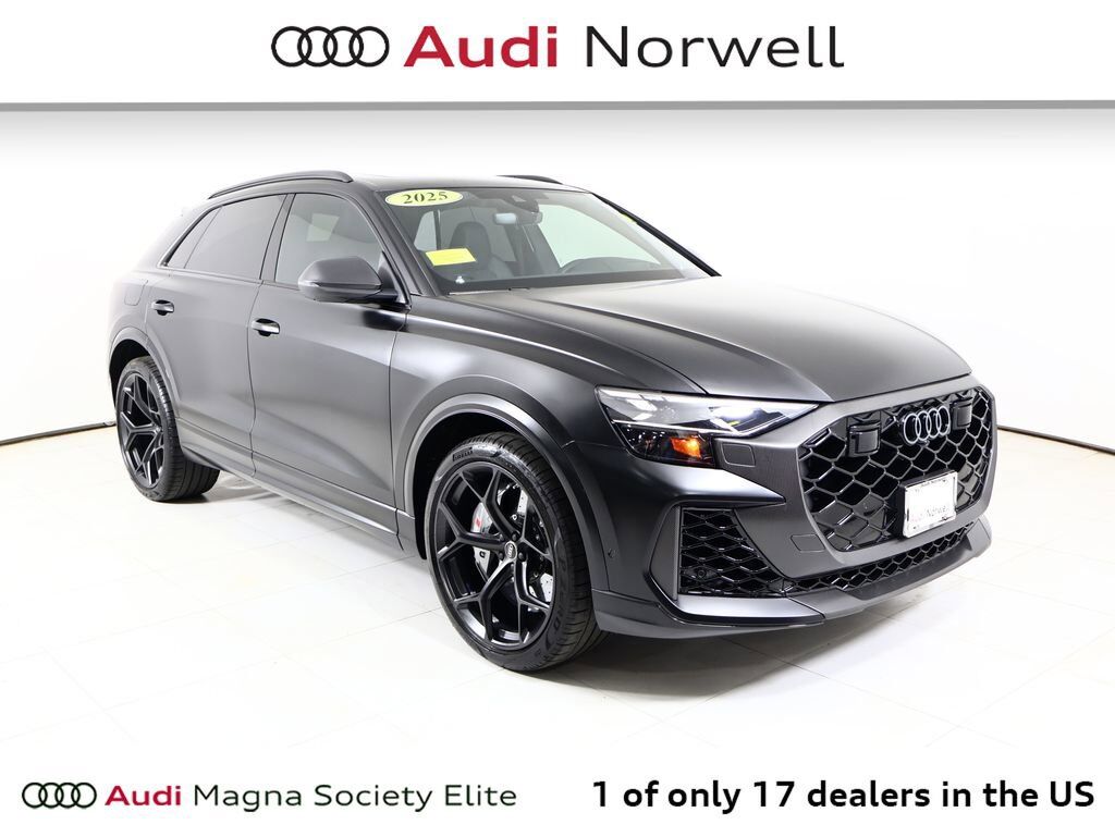 2025 AUDI RS Q8