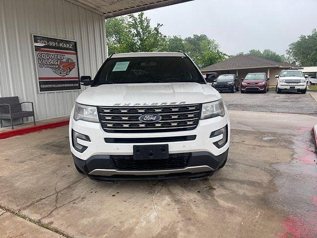 2017 FORD Explorer