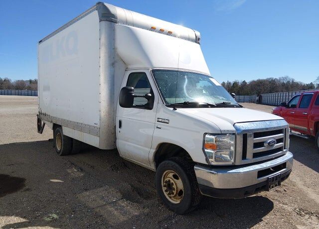 2016 FORD E-350
