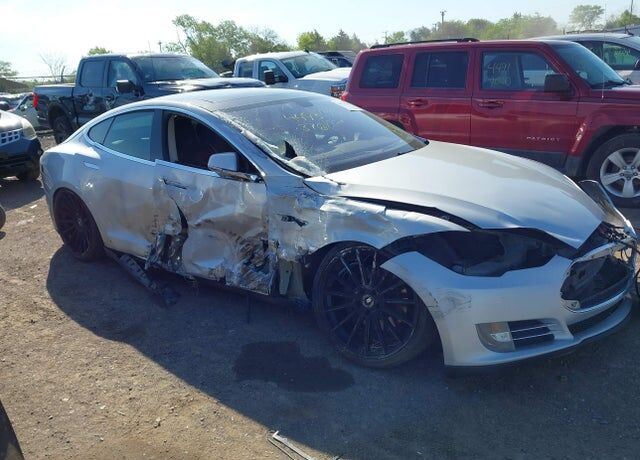2013 TESLA Model S