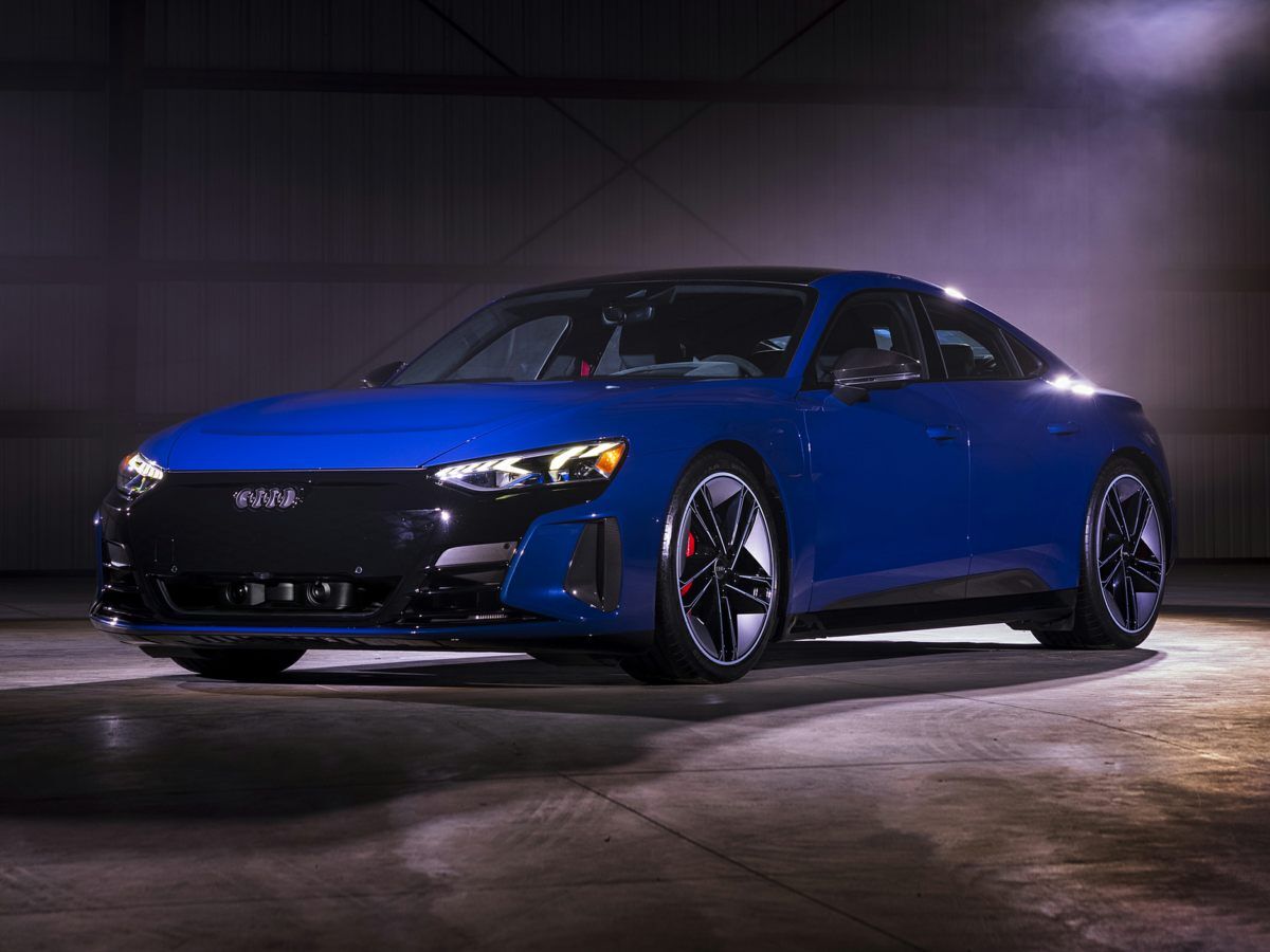 2022 AUDI e-tron