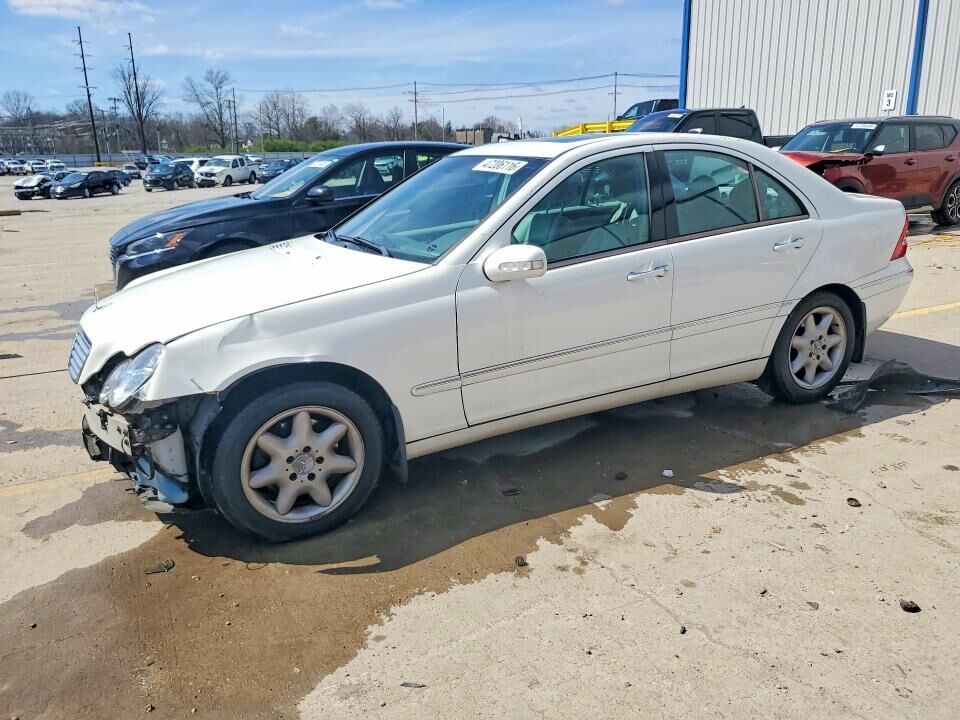 2004 MERCEDES-BENZ C-Class