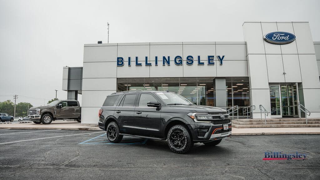 2022 FORD Expedition