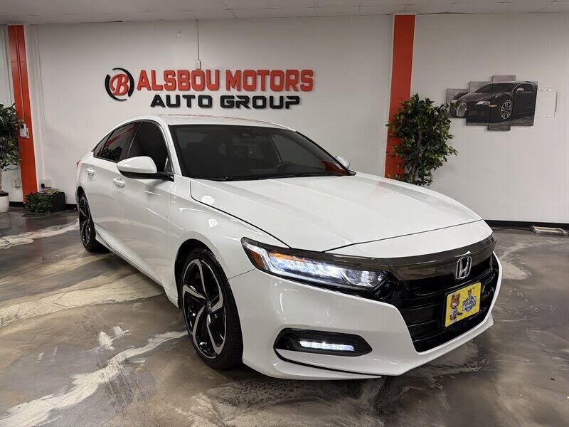 2019 HONDA Accord