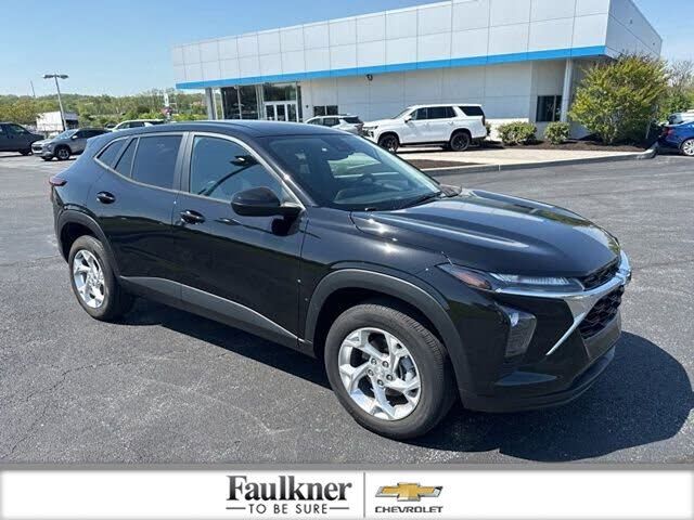 2024 CHEVROLET Trax