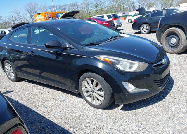 2015 HYUNDAI Elantra